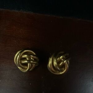 Gold colored knot earrings
